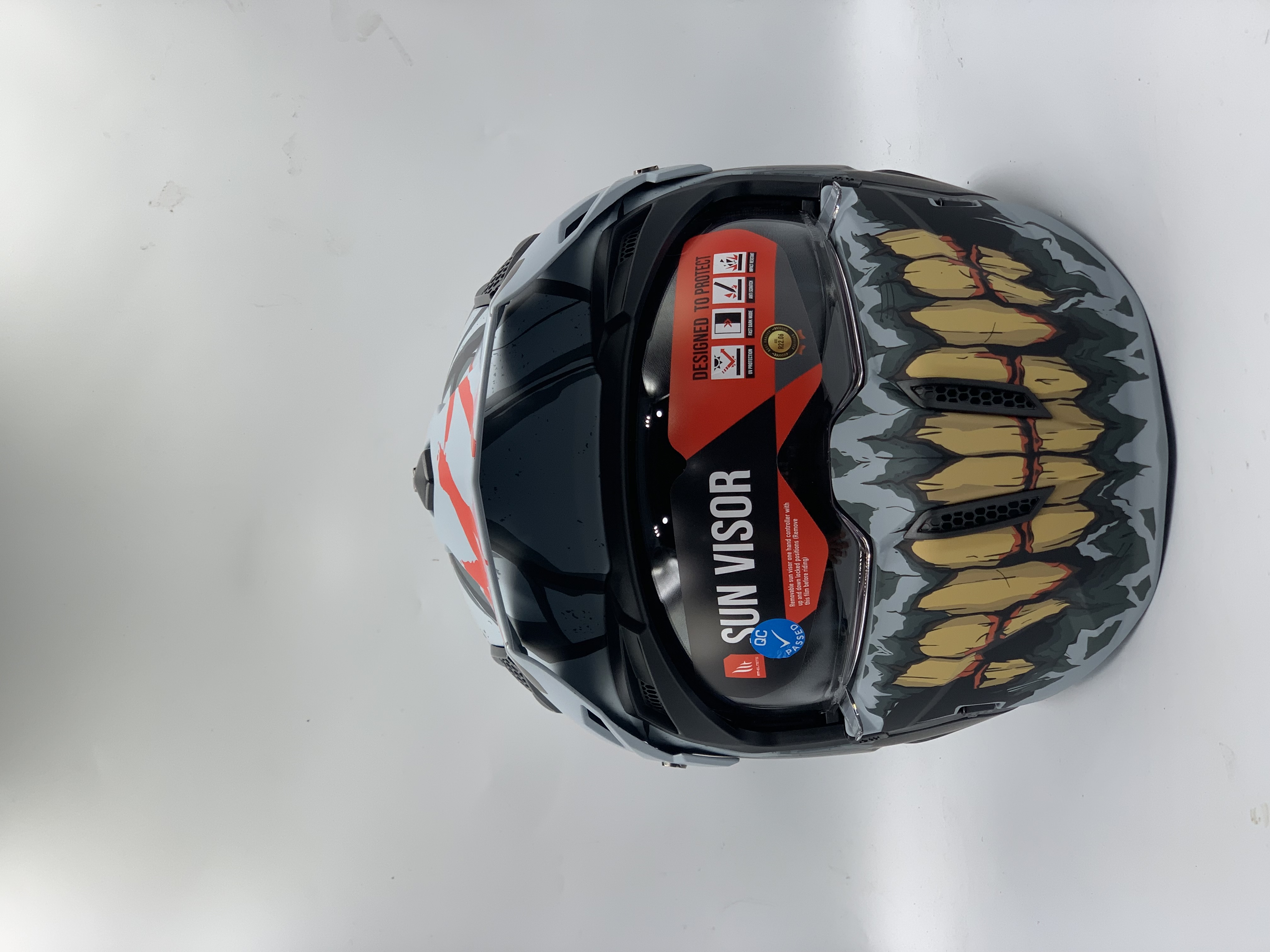 MT Helmet Street Fighter SV S Harvy A2 Matt