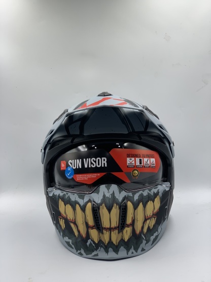MT Helmet Street Fighter SV S Harvy A2 Matt