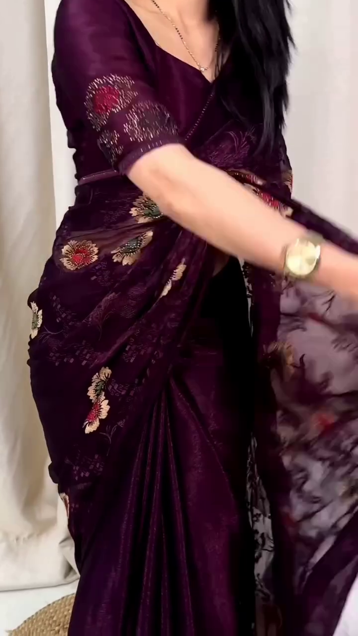 Women’s Beautiful Sitara Chiffon Saree with Blouse – A Timeless Elegance