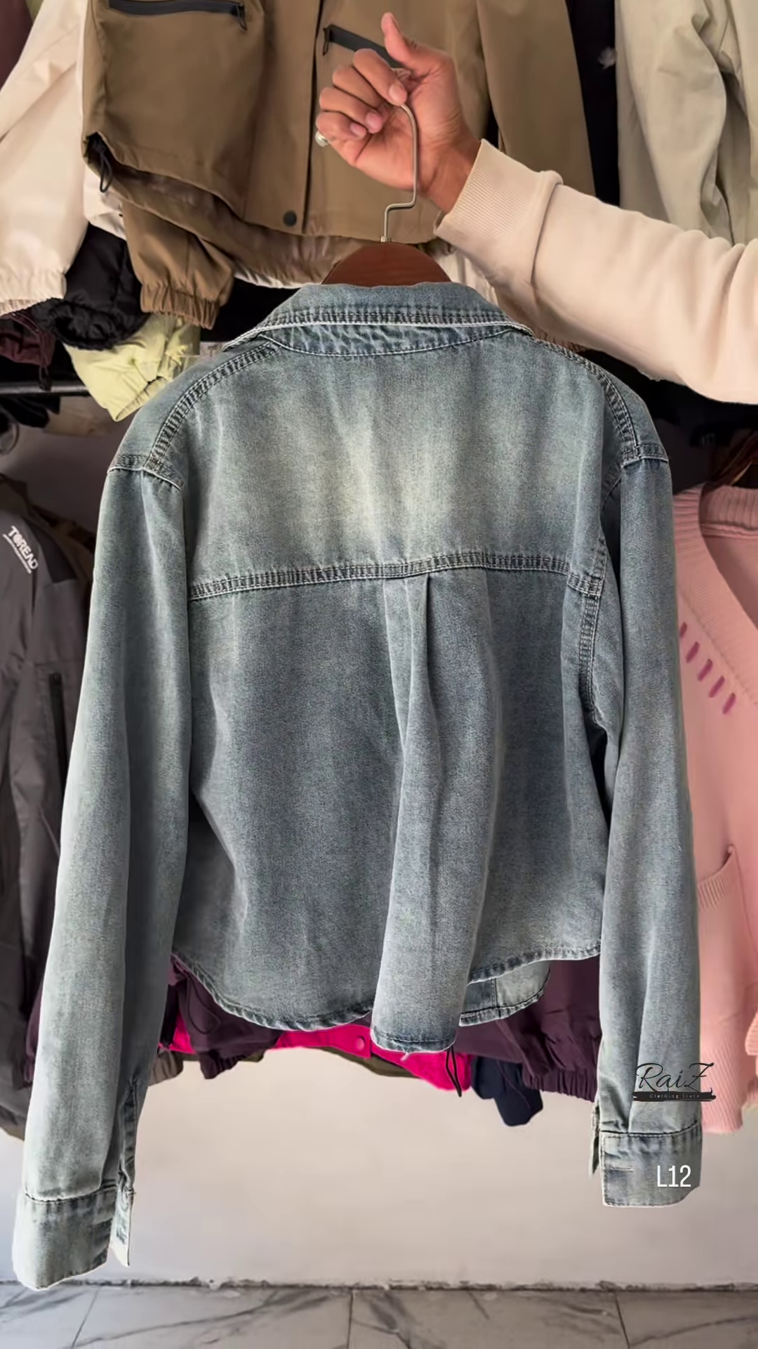 Denim Jacket – Classic & Timeless Style