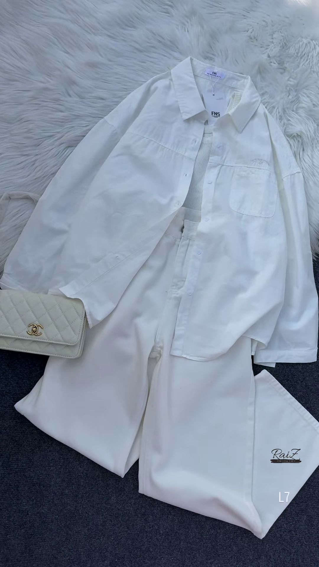 Chic Oversized Shirt – Effortless Elegance 💖