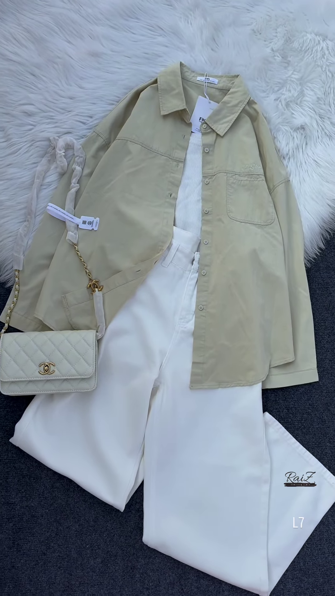 Chic Oversized Shirt – Effortless Elegance 💖