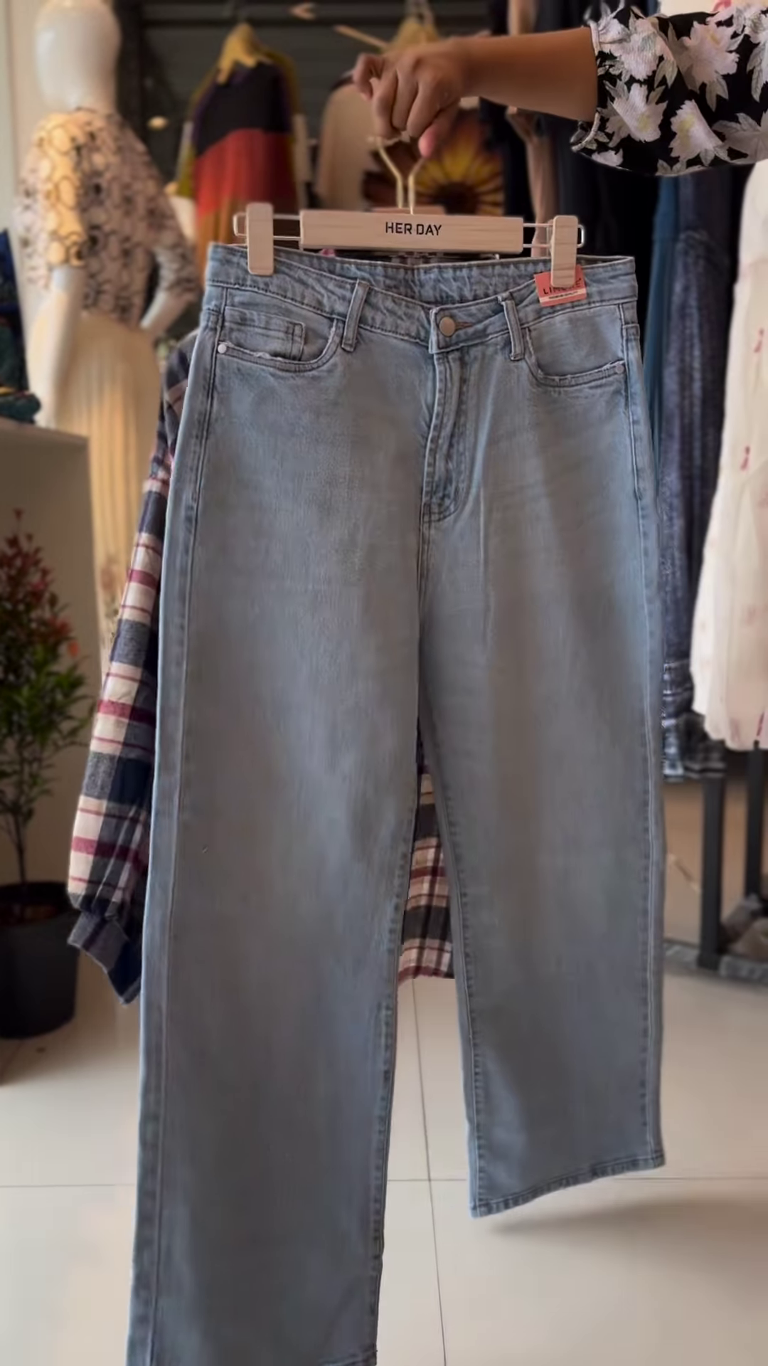 🍂 Casual Plaid Shirt – A Wardrobe Must-Have! 🍂