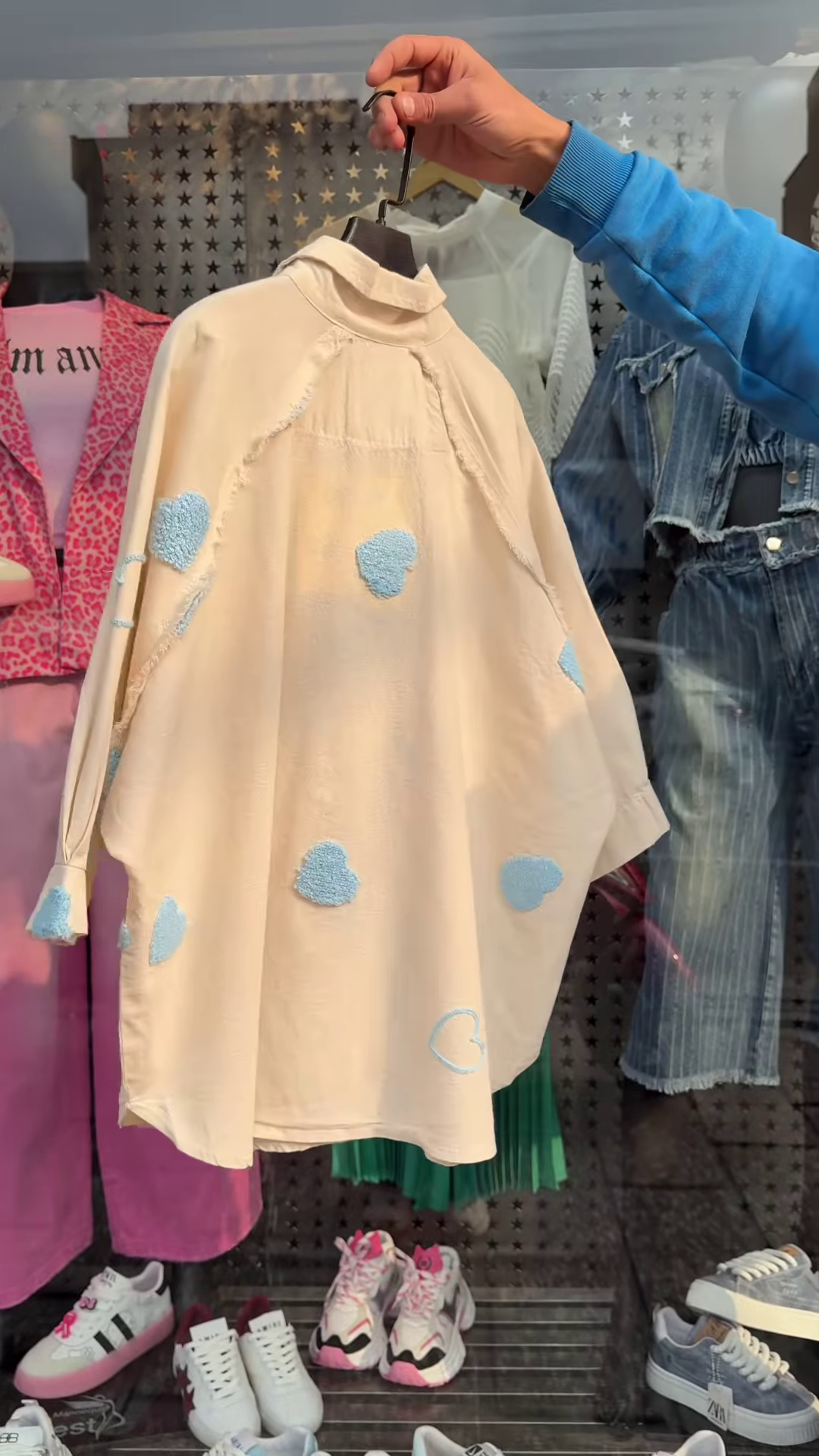 💖 Trendy Oversized Pink Heart Shirt – Now in 5 Colors! 💖