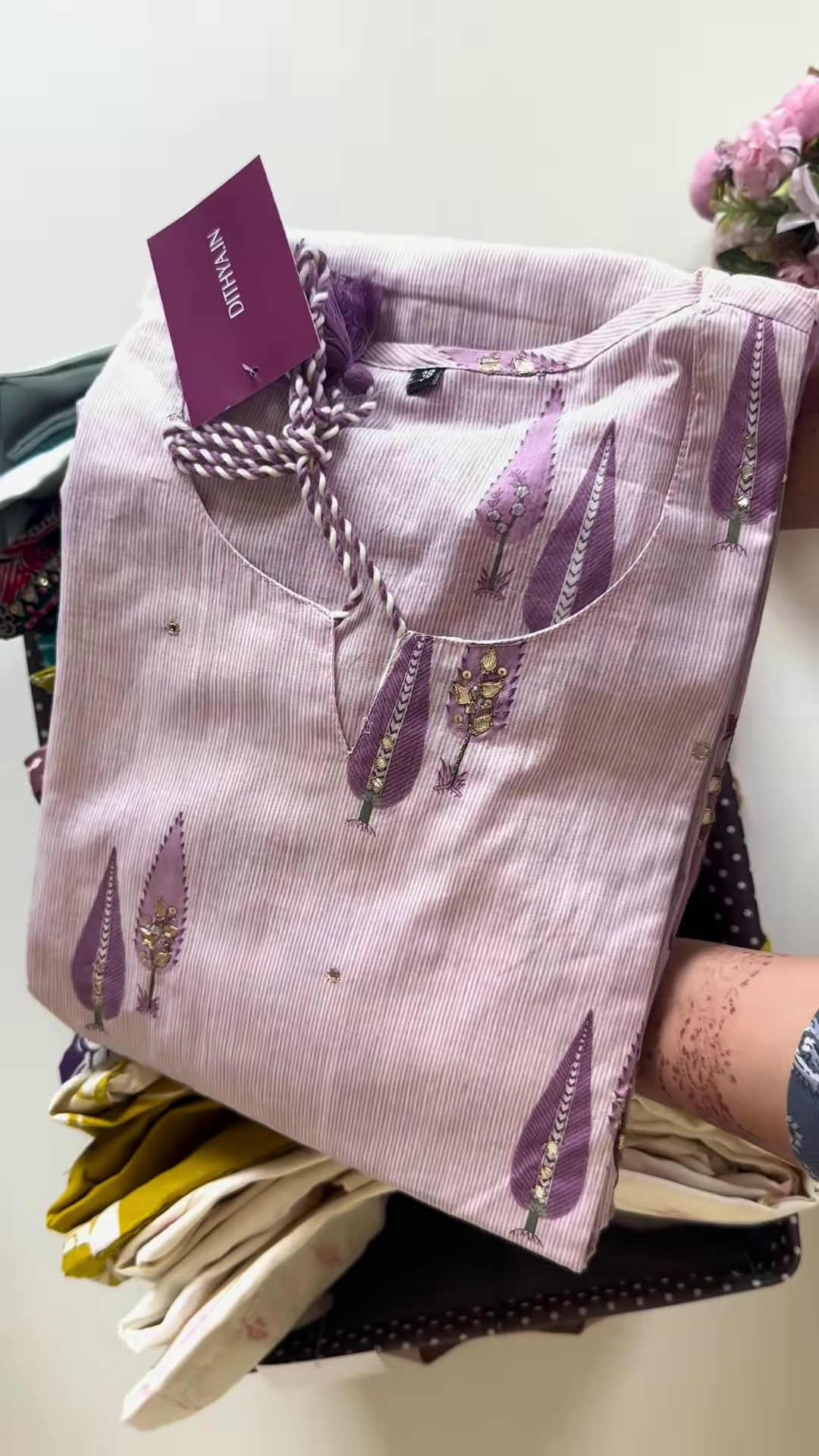Multicolor Floral Fusion – Vibrant Ethnic Elegance