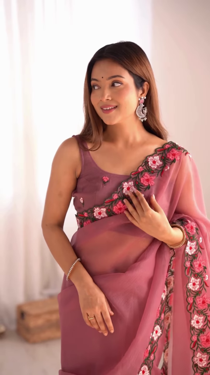 Blush Elegance – A Timeless Saree for Graceful Beauty