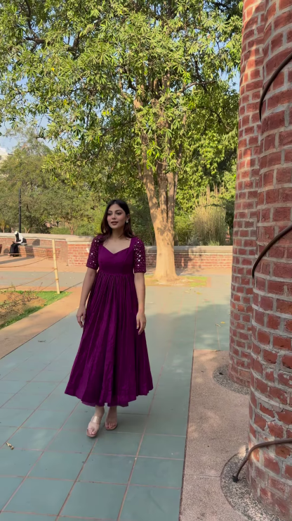 Elegant Wine Purple Midi Dress – A Timeless Statement