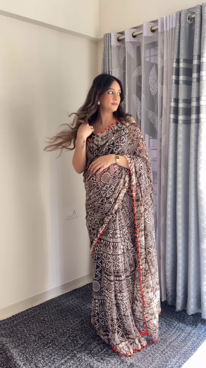 🌿 Tribal Fusion Multicolor Saree – A Timeless Artistic Statement 🌿