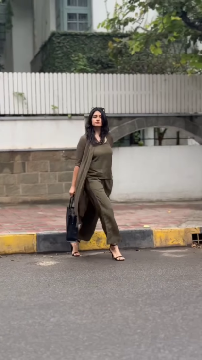 🌿 Effortless Elegance in Earthy Tones 🌿