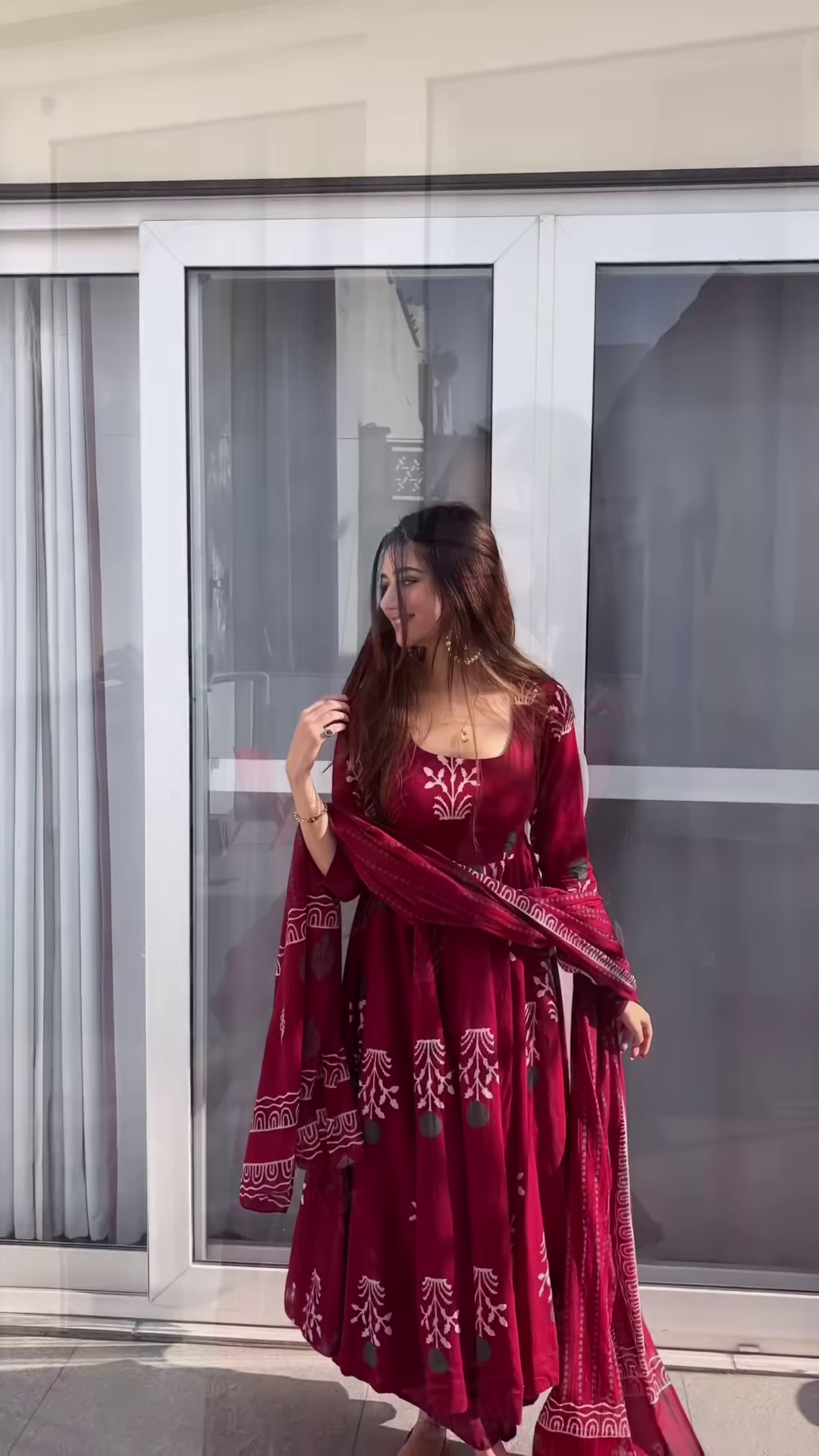 🌹 Timeless Grace – Maroon Ethnic Anarkali Set 🌹