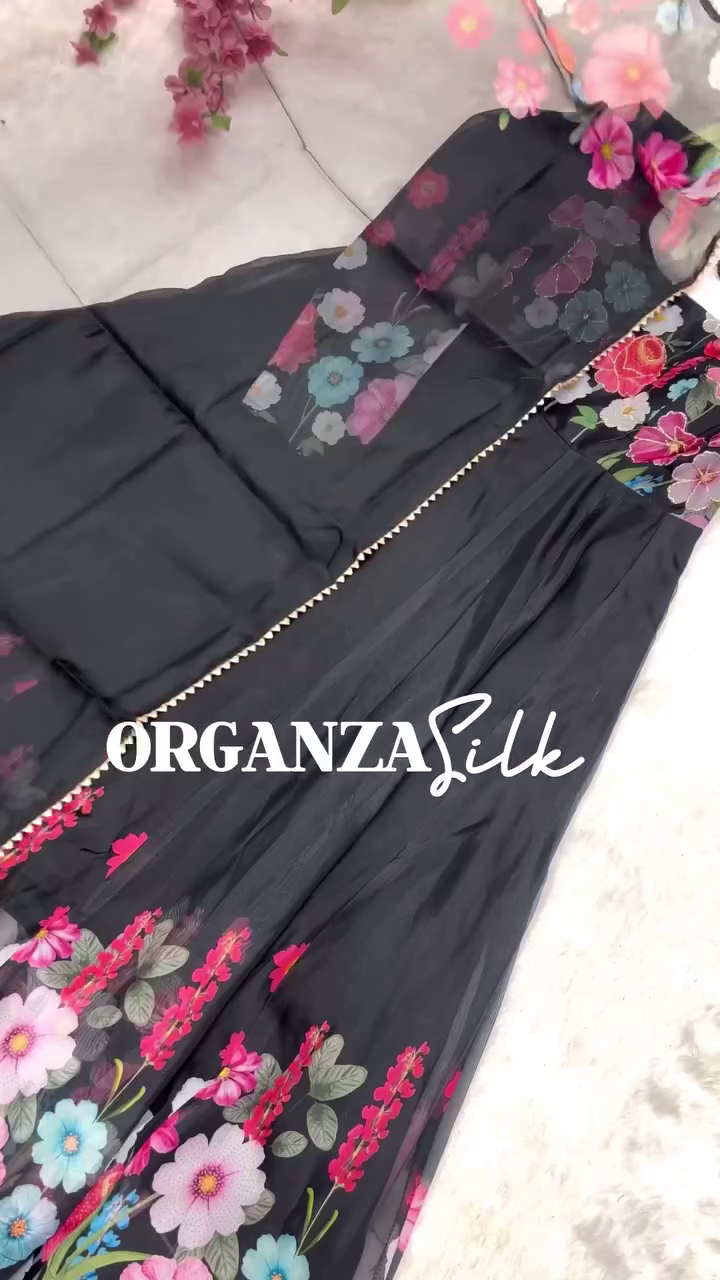 Floral Embroidered Anarkali Kurta Set with Dupatta – Elegant & Flowing Style 🌸