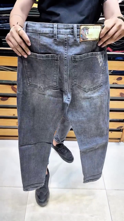 Men’s Panel-Stitched Tapered Denim – Street-Ready Vibes 👖