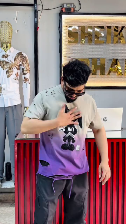 Goofy Vibes Oversized Cartoon Tee – Streetwear Edition