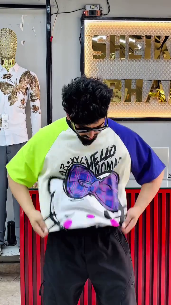 Goofy Vibes Oversized Cartoon Tee – Streetwear Edition