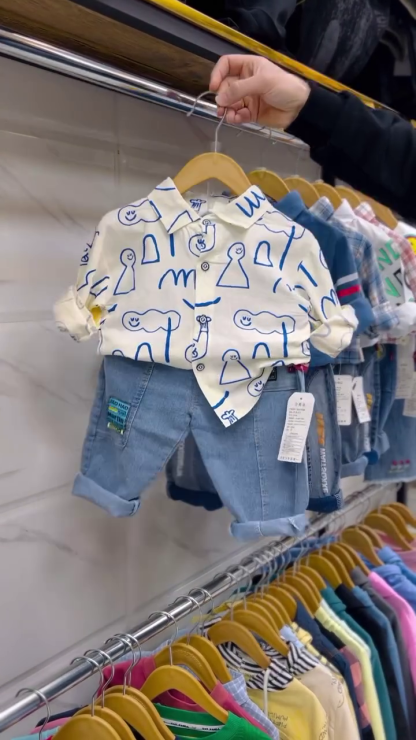 Stylish Boys’ Casual Set – Denim Jeans & Button-Up Shirt (1–4 Years)
