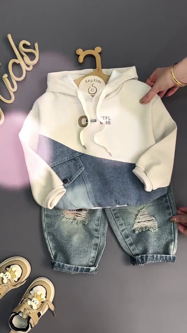 Trendy Patchwork Hoodie & Ripped Denim Set for Kids – Stylish & Comfy!