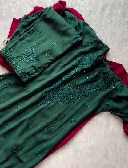 Handcrafted Rayon Muqaish Dyed Chikankari Kurtis – A Fusion of Traditional Craft and Contemporary Style