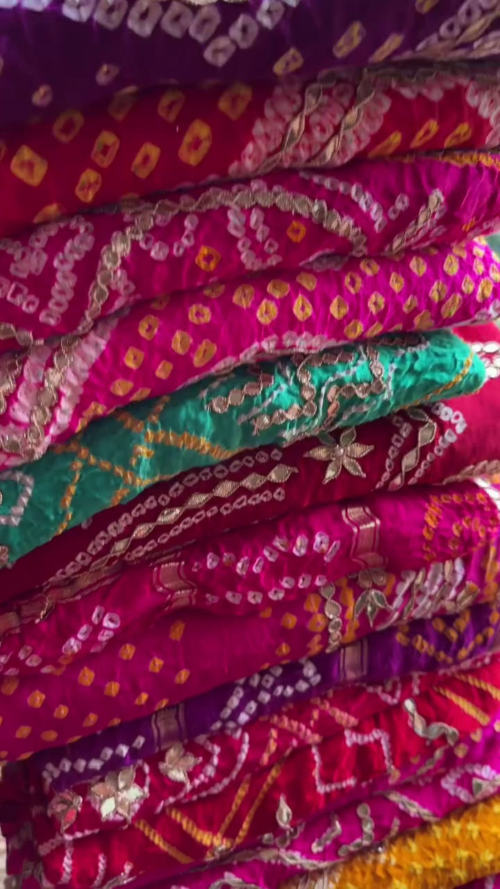 Pure Georgette Jaipuri Bandhej Work Chunri