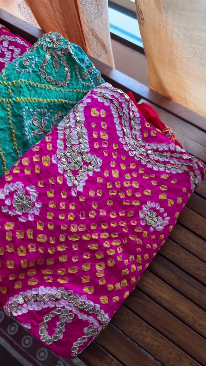 Pure Georgette Jaipuri Bandhej Work Chunri