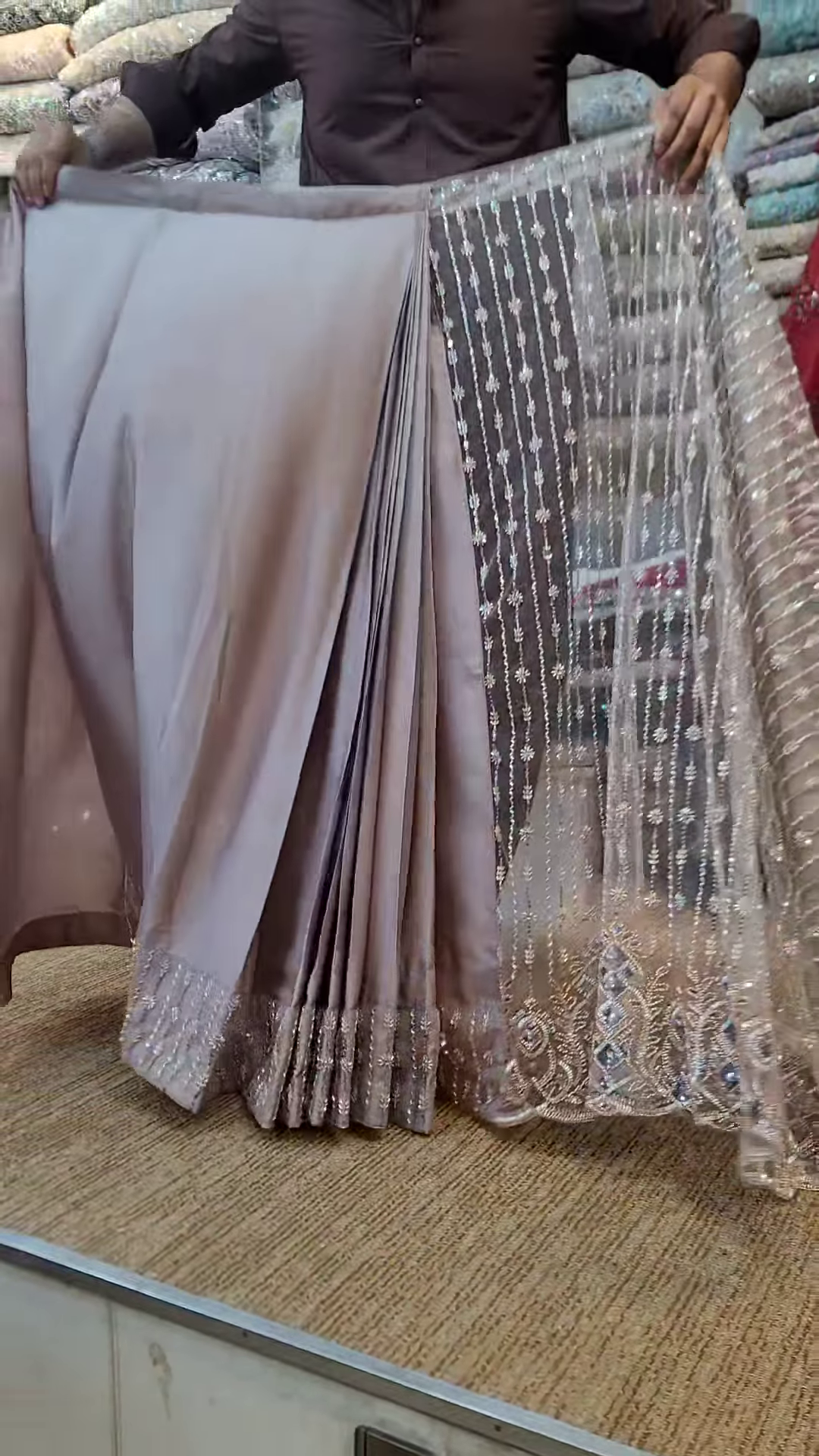 Elegant Chikku Net Saree with Intricate Design