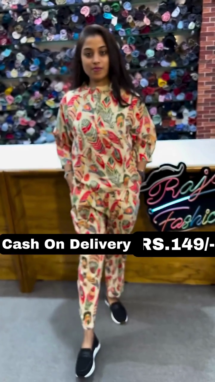 SAY Floral Printed Top with Pant