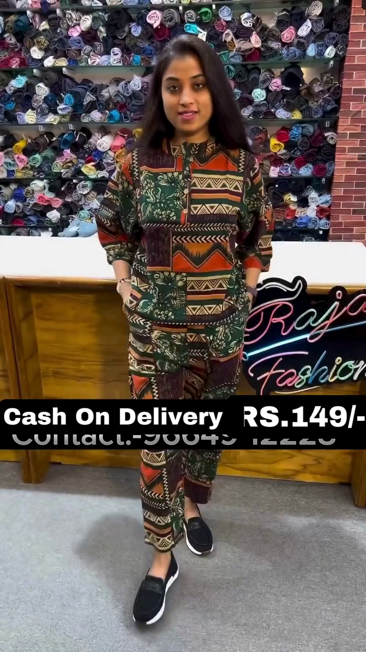 SAY Floral Printed Top with Pant