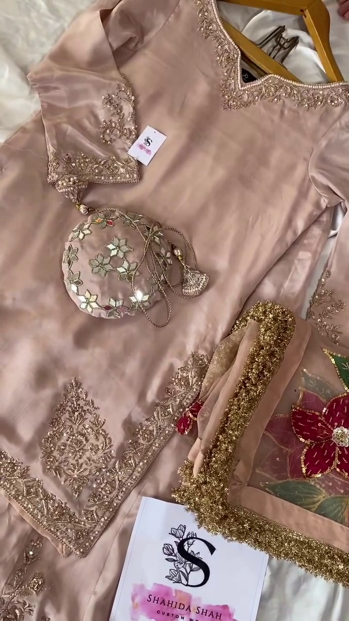 Nude-Gold Pittan Border Salwar Suit – A Regal Ensemble of Subtle Elegance