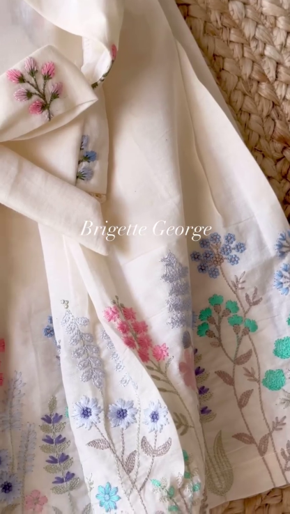 Vintage Floral Off-White Baby Girl Dress – A Timeless Treasure of Elegance