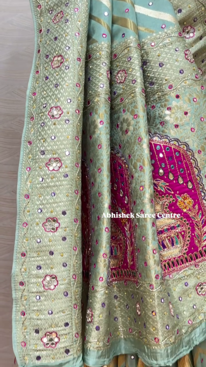 Rama Green Threadwork Soft Silk Saree – An Exquisite Blend of Elegance and Artistry