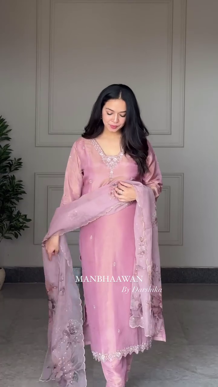 Pure Shimmer Silk Kurta Set with Intricate Knot Work – Effortlessly Glamorous