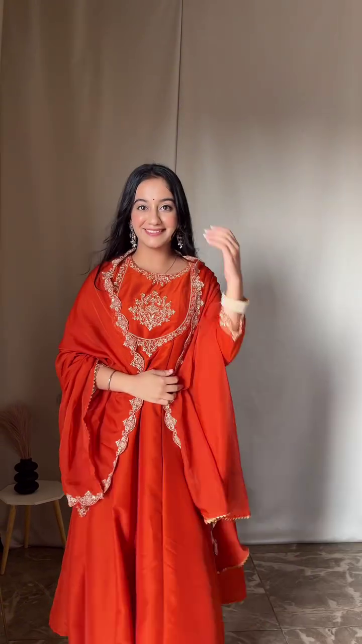 Elegant Embroidered Georgette Kurta Set for Women – Timeless Grace and Style
