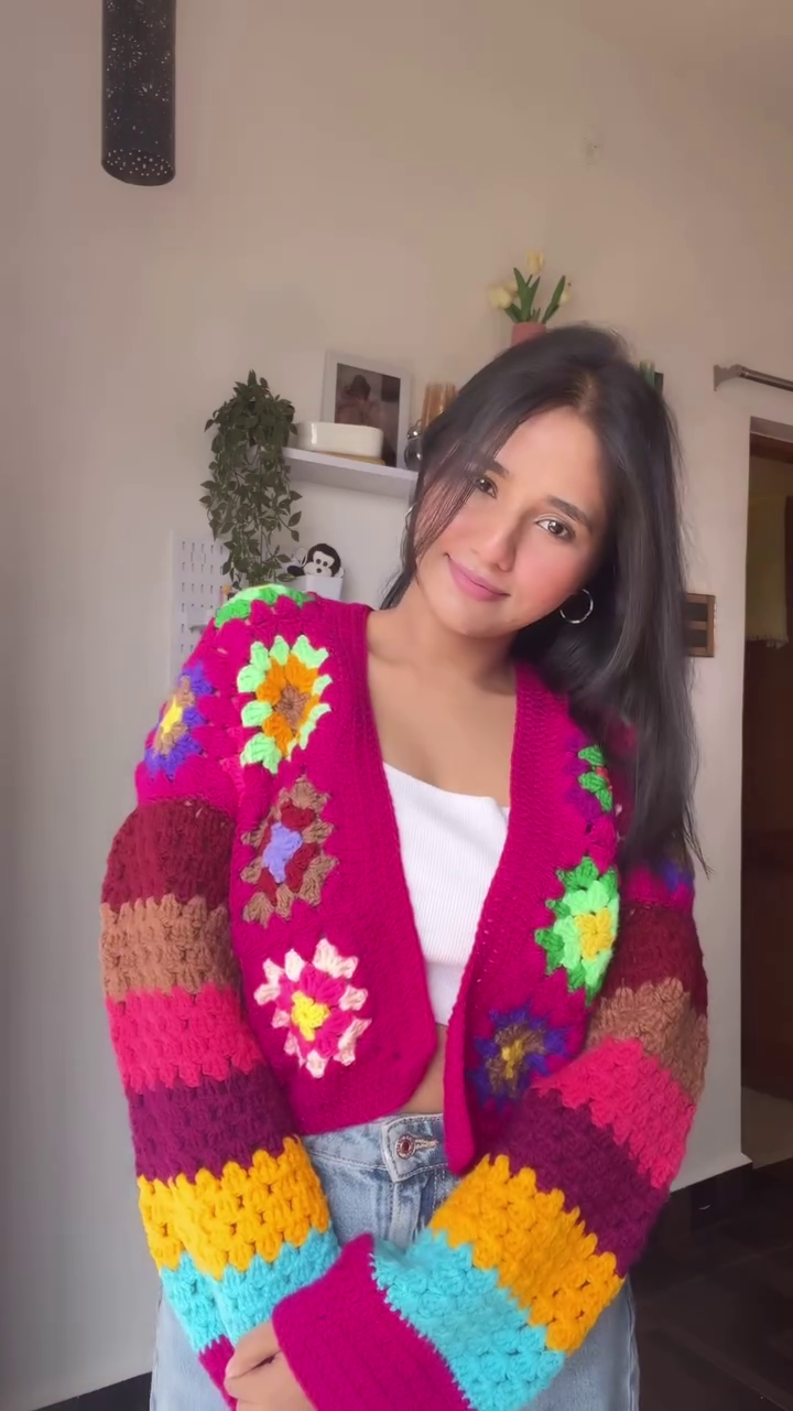 Women’s Woven V-Neck Multicolor Sweater – Colorful and Cozy