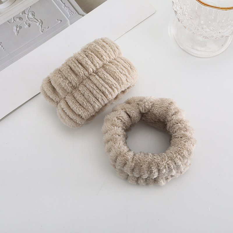 [SG] 1PCS Plush Pure Face Wash Wrist Band Sports Bracelet Band Sweat Absorbing Headband Wristband Waterproof Portable-HOMA