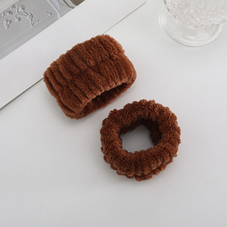 [SG] 1PCS Plush Pure Face Wash Wrist Band Sports Bracelet Band Sweat Absorbing Headband Wristband Waterproof Portable-HOMA