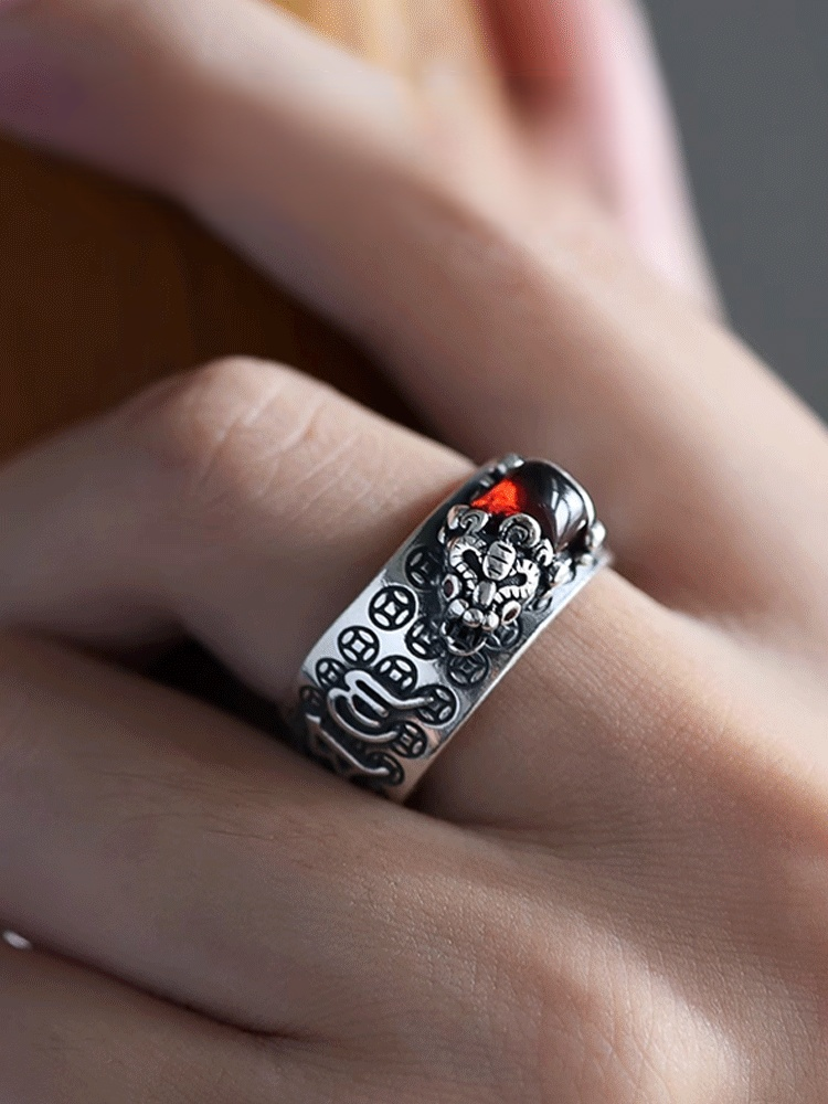 【Wealth is in your hands!】Fortune-attracting Pixiu Ring