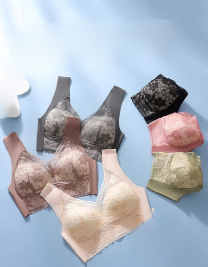Strictly Lace Gathering Sheath Bra