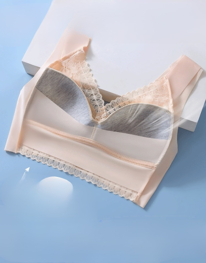 Strictly Lace Gathering Sheath Bra