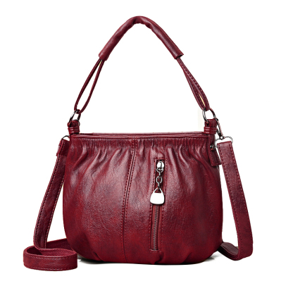 Women's design sense leather bag
