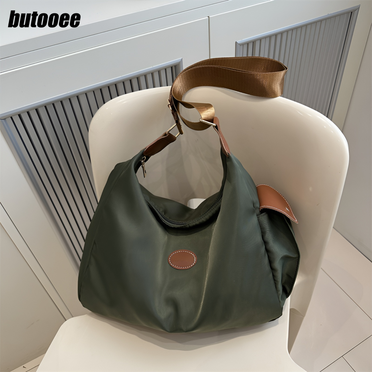 กระเป๋าคาดลำตัว ลำลอง ความจุขนาดใหญ่ น้ำหนักเบา กระเป๋าสะพายไหล่อเนกประสงค์ พกพาสะดวก