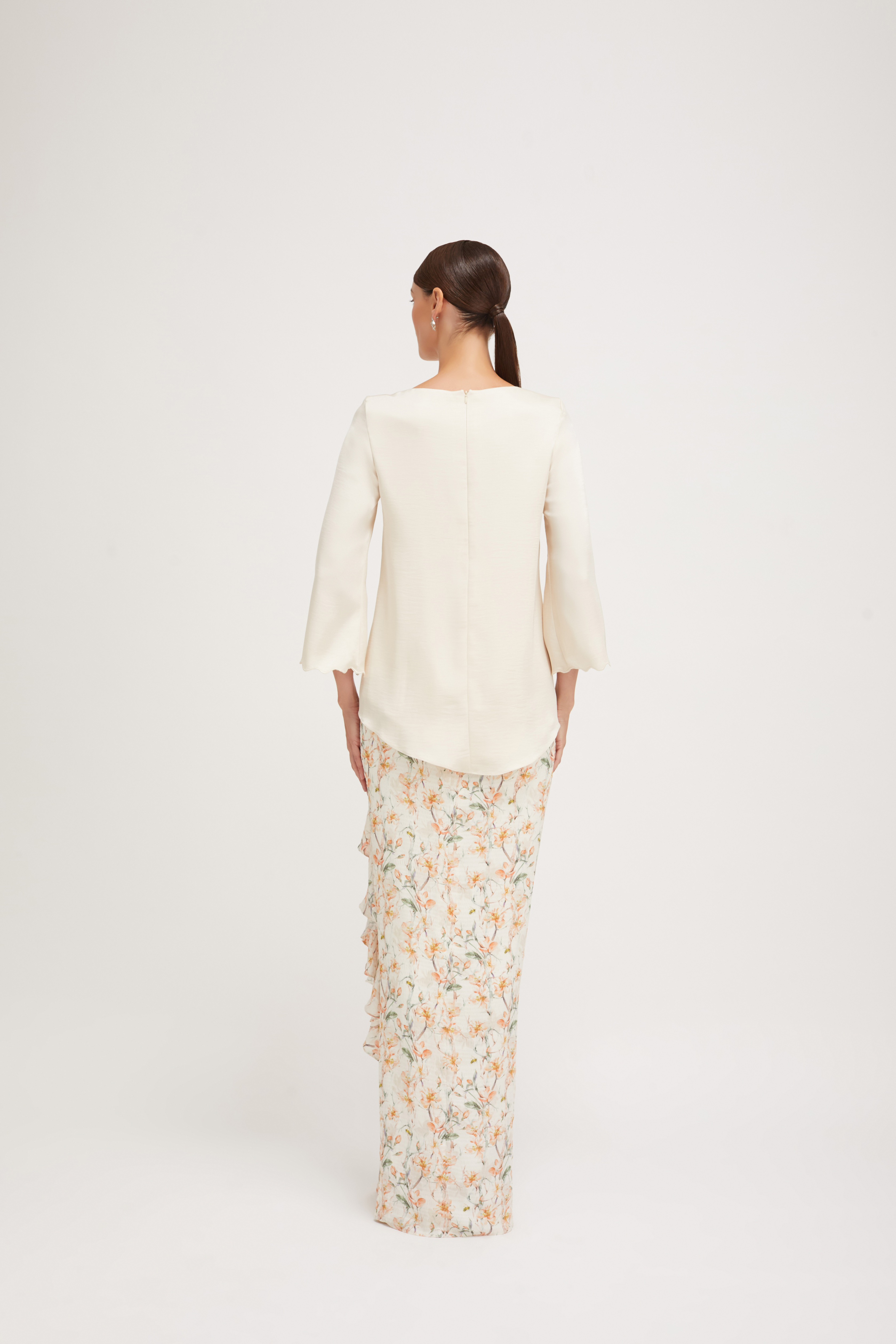 Jane - Cream & Peach