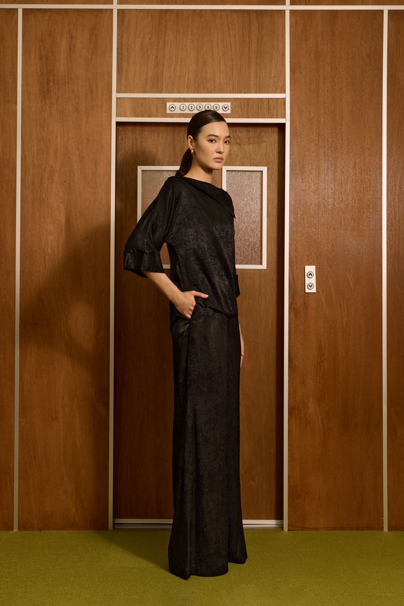 Valencia Top - Black