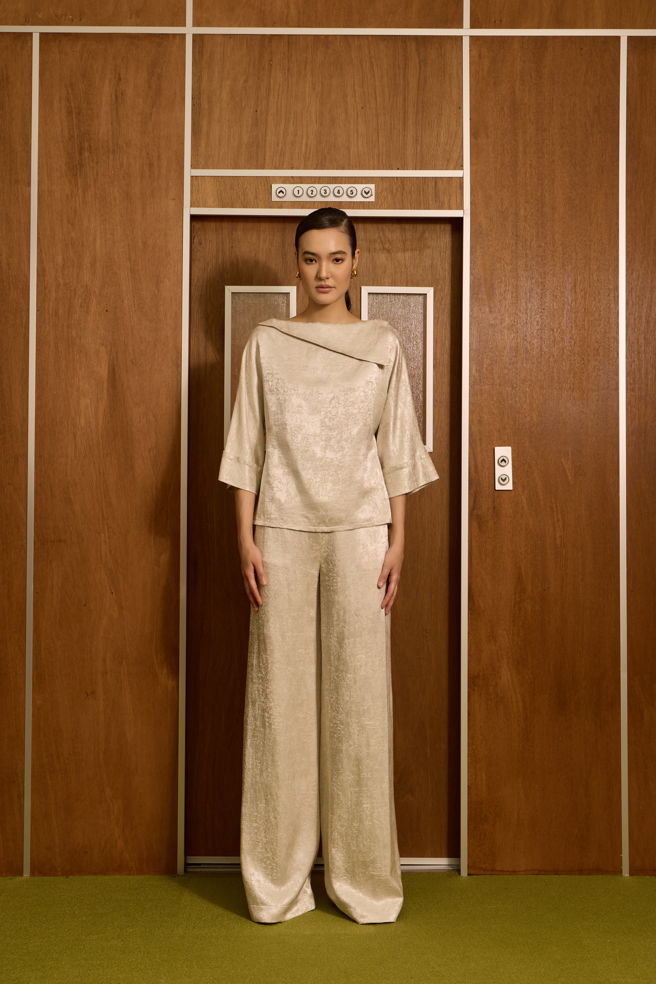 Valencia Top - Ivory