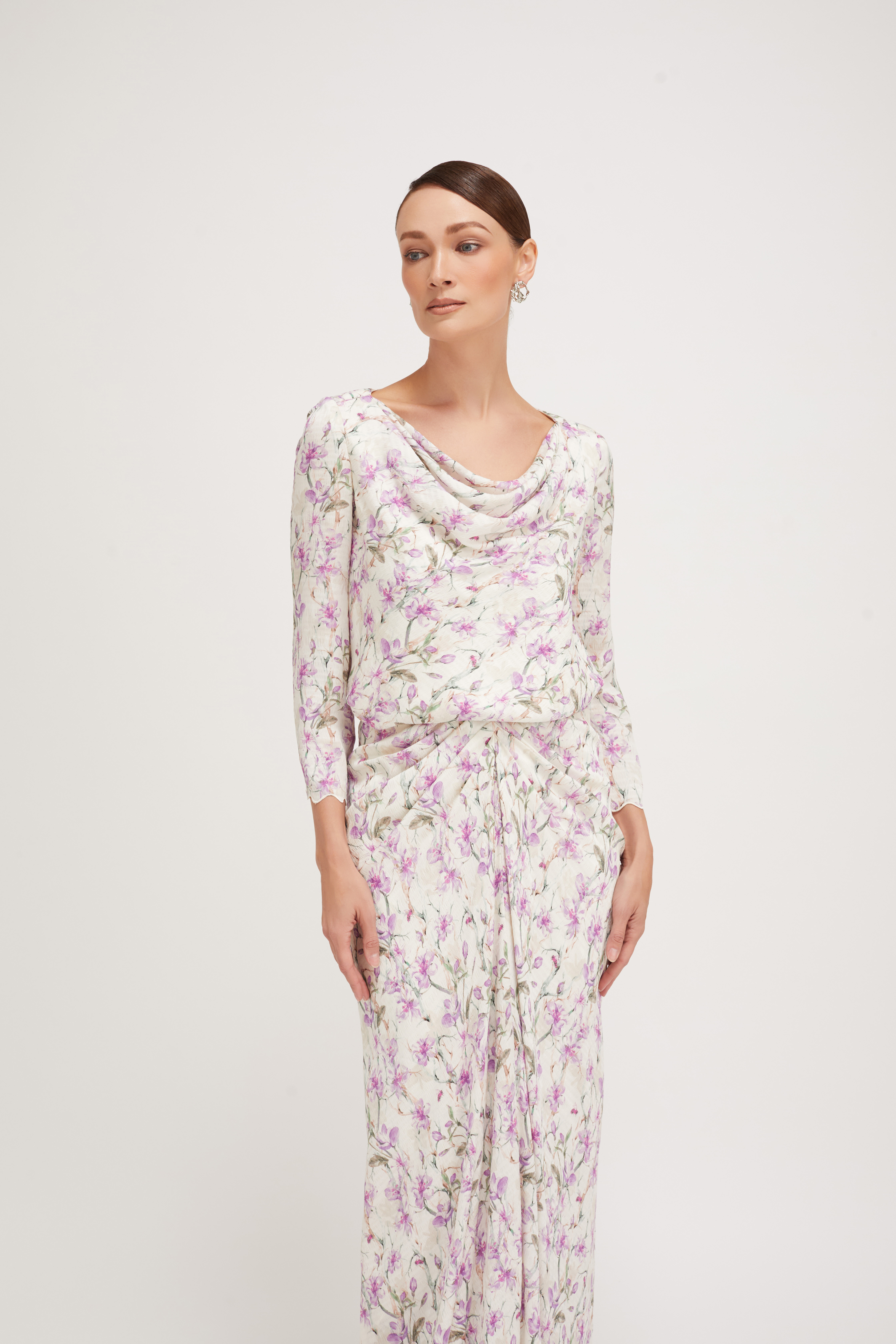 Ivy - White & Mulberry