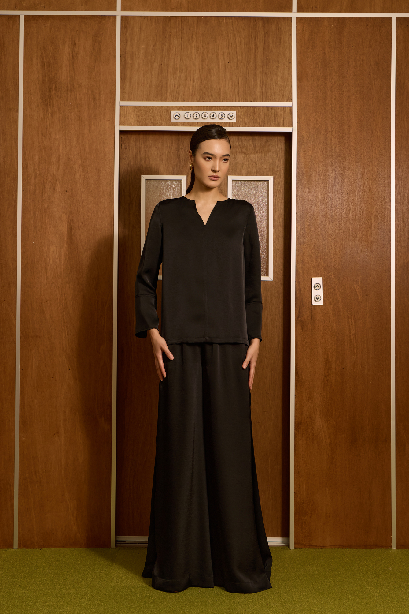 Iris Top - Black