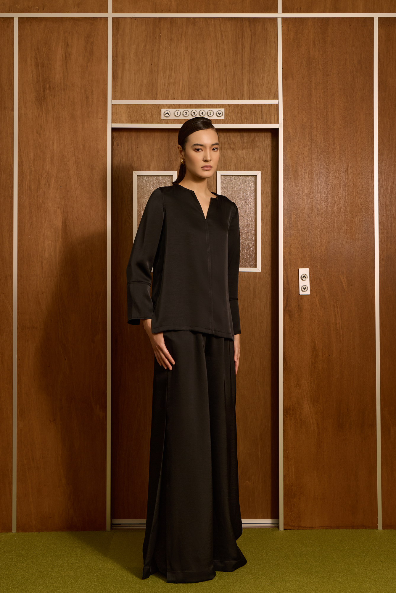 Iris Top - Black