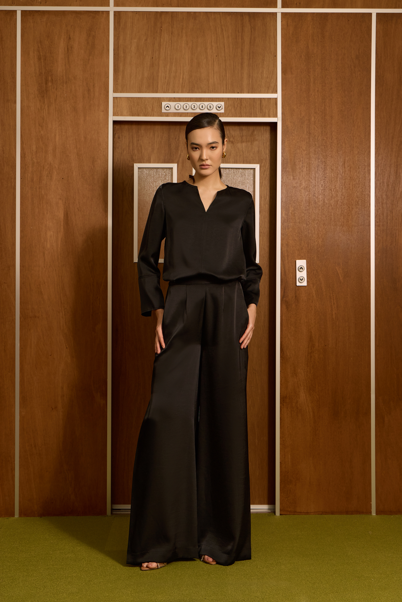 Iris Top - Black
