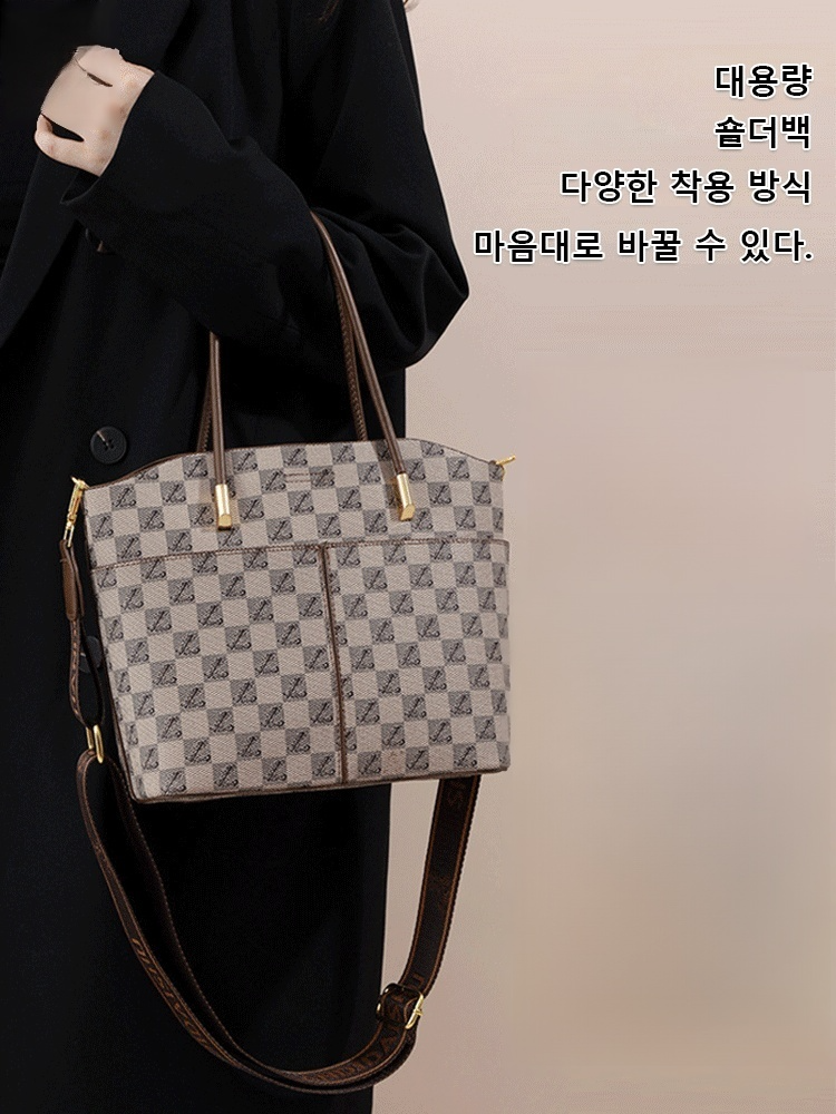 클래식 숄더 크로스백