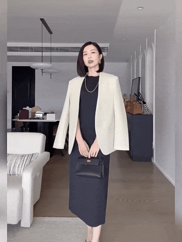 20240830_193600_444.gif