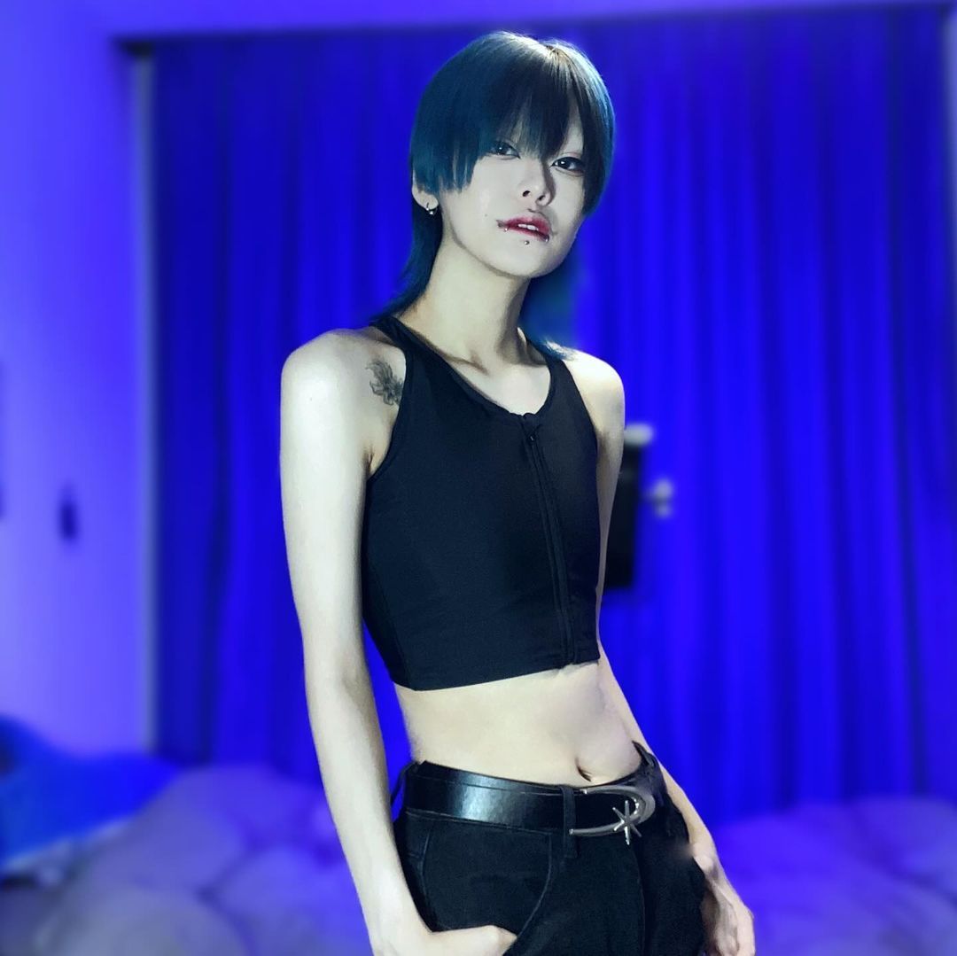 Wonababiナベシャツ 胸をフラットします（黒、ファスナー付き）