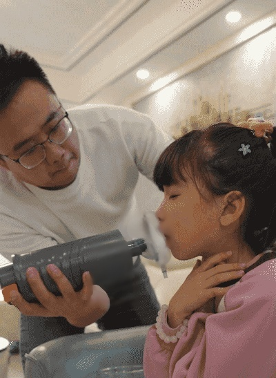 HFH-成人儿童防噎仪窒息急救训练_11-1.gif